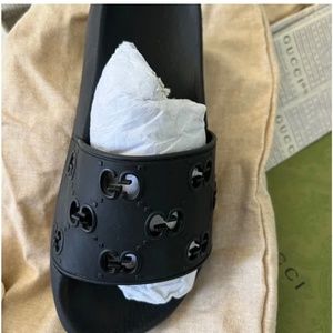 Gucci rubber slides with tags included